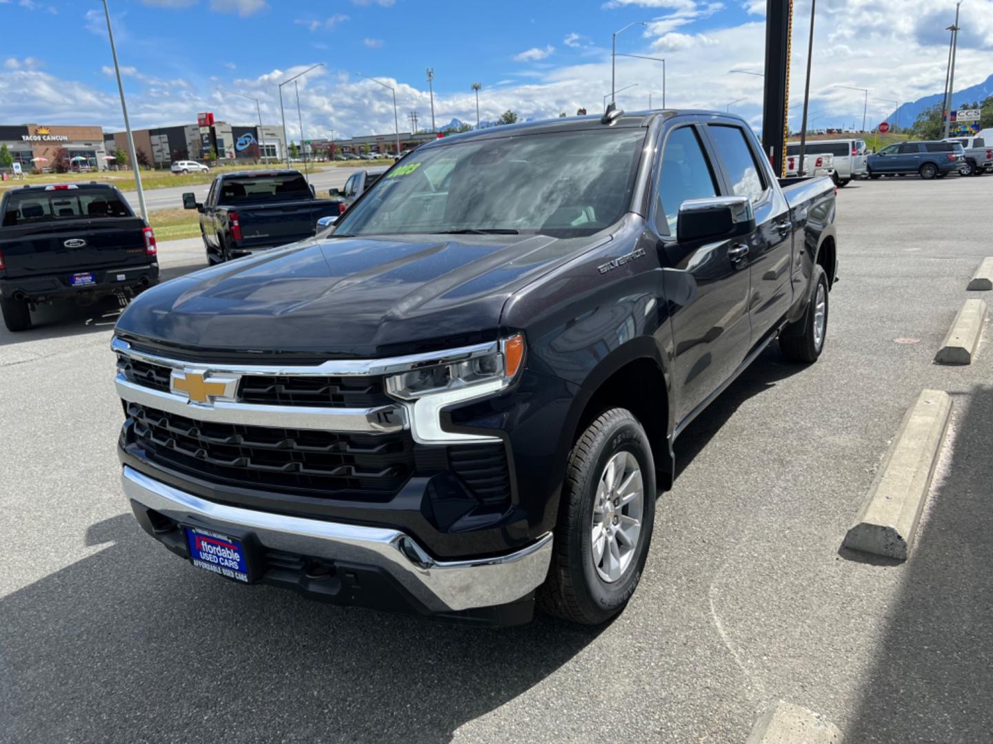 2023 GRAY CHEVROLET SILVERADO 1500 LT (1GCUDDED0PZ) with an 5.3L engine, Automatic transmission, located at 1960 Industrial Drive, Wasilla, 99654, (907) 274-2277, 61.573475, -149.400146 - Photo#1