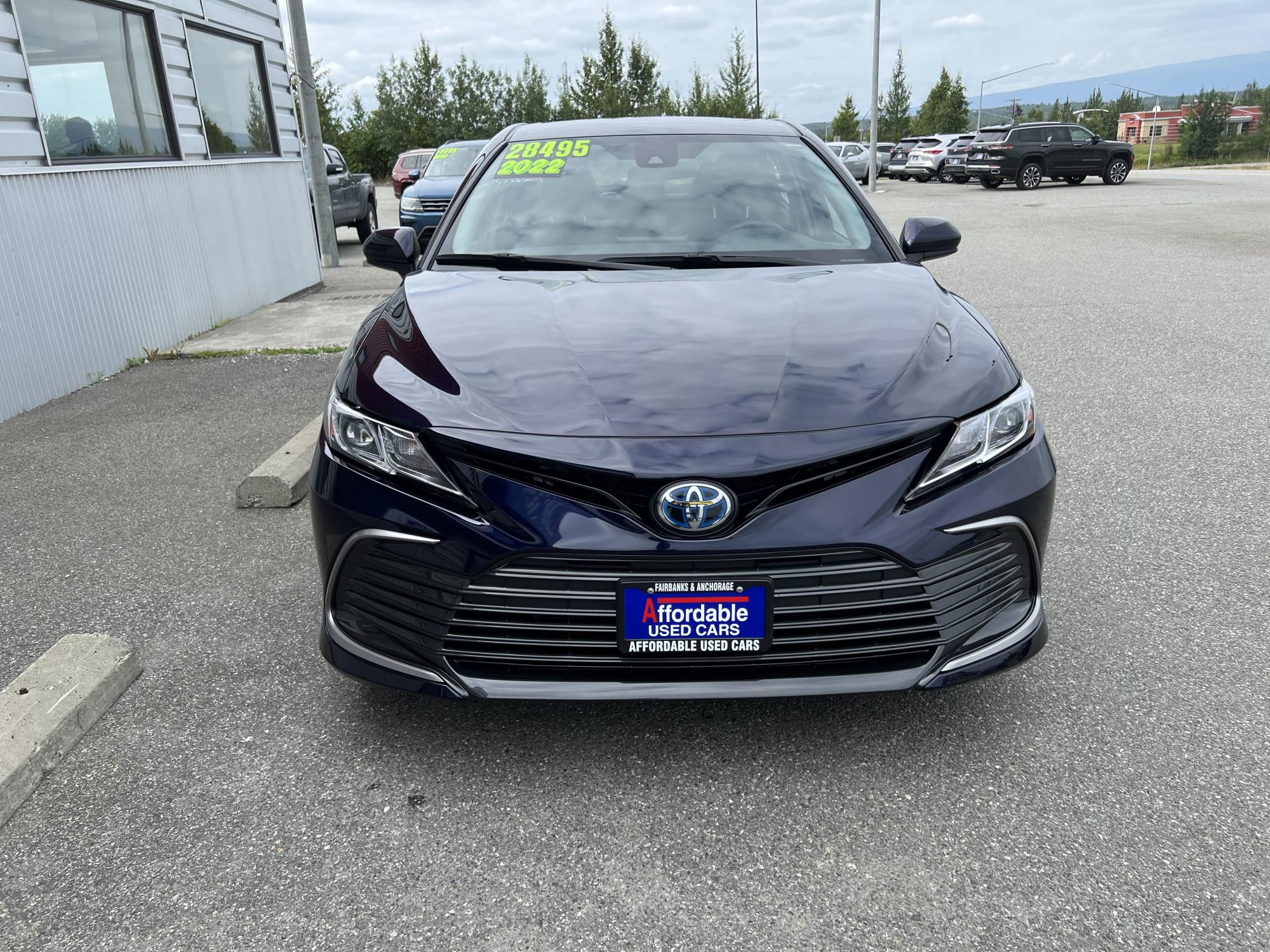 photo of 2022 TOYOTA CAMRY 4DR