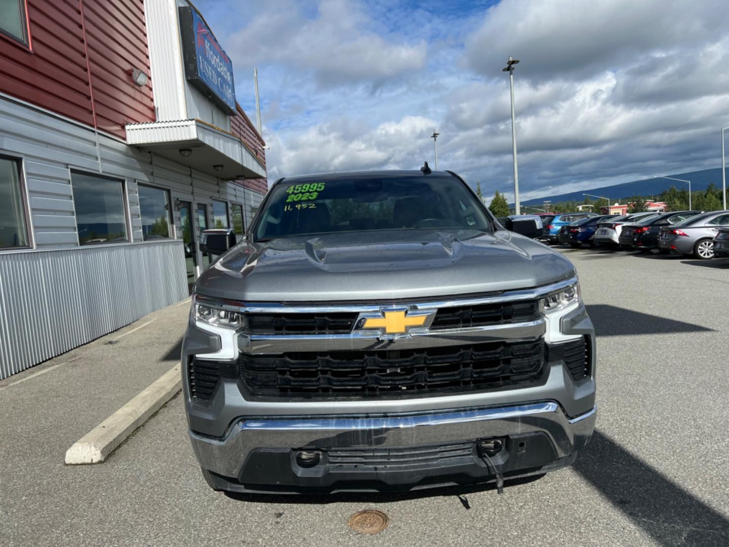 2023 GRAY CHEVROLET SILVERADO 1500 LT (2GCUDDED4P1) with an 5.3L engine, Automatic transmission, located at 1960 Industrial Drive, Wasilla, 99654, (907) 274-2277, 61.573475, -149.400146 - Photo#1