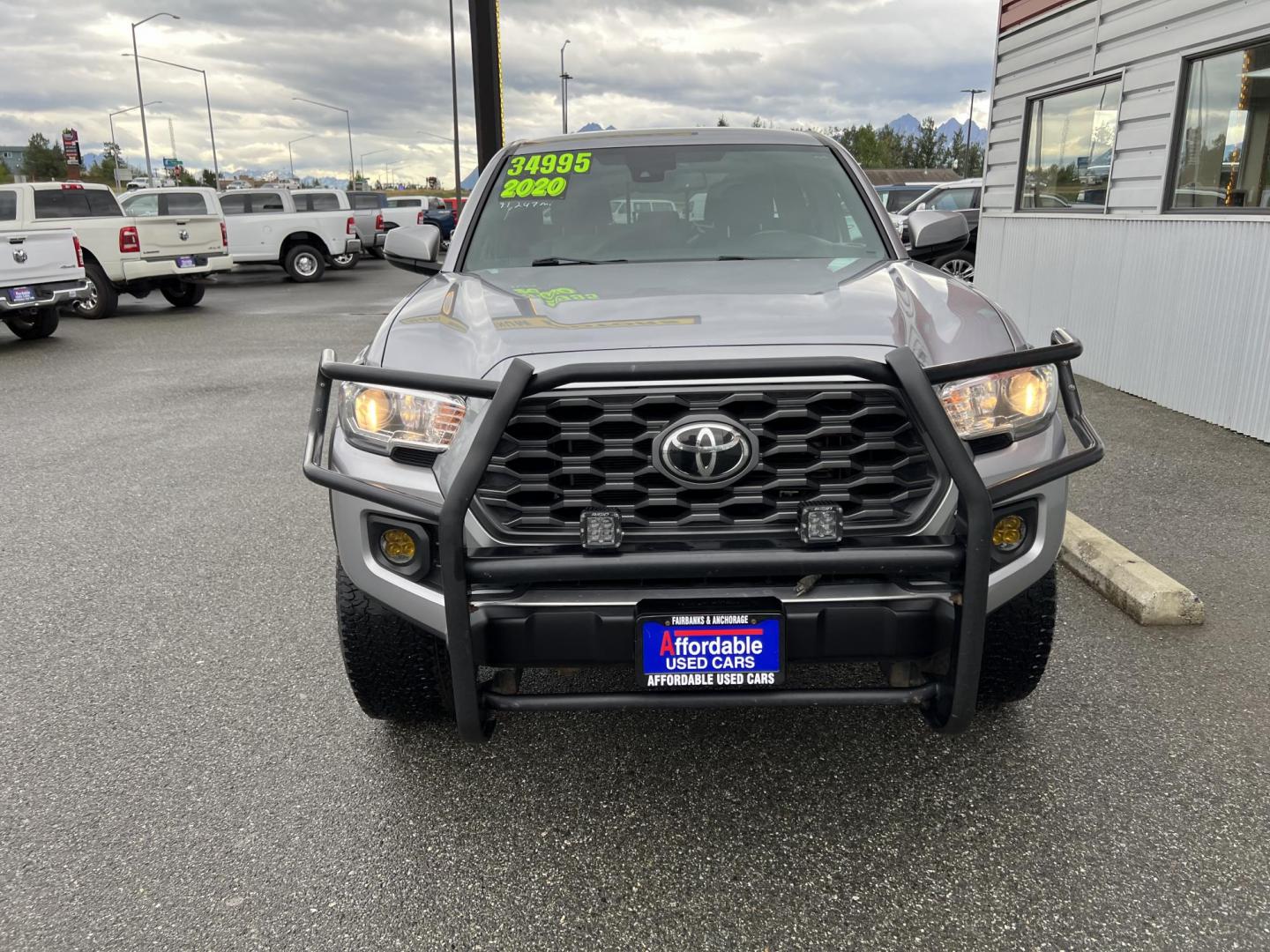 2020 SILVER TOYOTA TACOMA DOUBLE CAB (3TMDZ5BN1LM) with an 3.5L engine, Automatic transmission, located at 1960 Industrial Drive, Wasilla, 99654, (907) 274-2277, 61.573475, -149.400146 - Photo#1