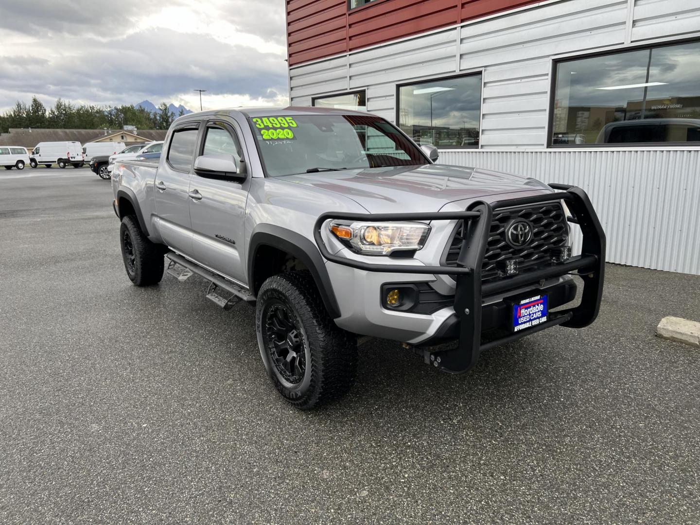 2020 SILVER TOYOTA TACOMA DOUBLE CAB (3TMDZ5BN1LM) with an 3.5L engine, Automatic transmission, located at 1960 Industrial Drive, Wasilla, 99654, (907) 274-2277, 61.573475, -149.400146 - Photo#0