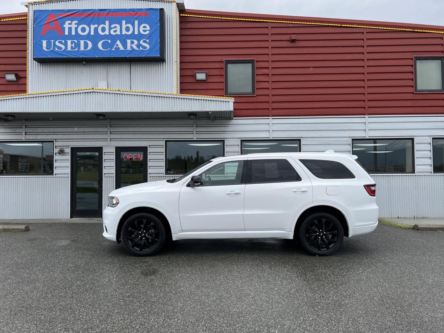 2020 WHITE /black DODGE DURANGO GT (1C4RDJDG8LC) with an 3.6L engine, Automatic transmission, located at 1960 Industrial Drive, Wasilla, 99654, (907) 274-2277, 61.573475, -149.400146 - Photo#1