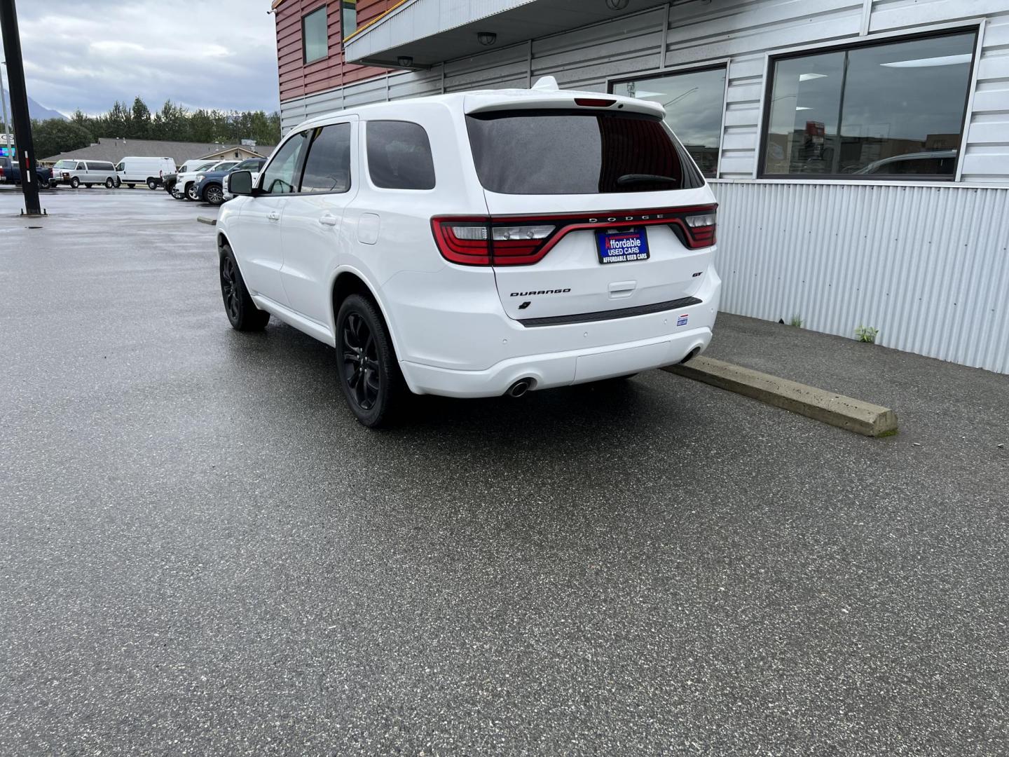 2020 WHITE /black DODGE DURANGO GT (1C4RDJDG8LC) with an 3.6L engine, Automatic transmission, located at 1960 Industrial Drive, Wasilla, 99654, (907) 274-2277, 61.573475, -149.400146 - Photo#2