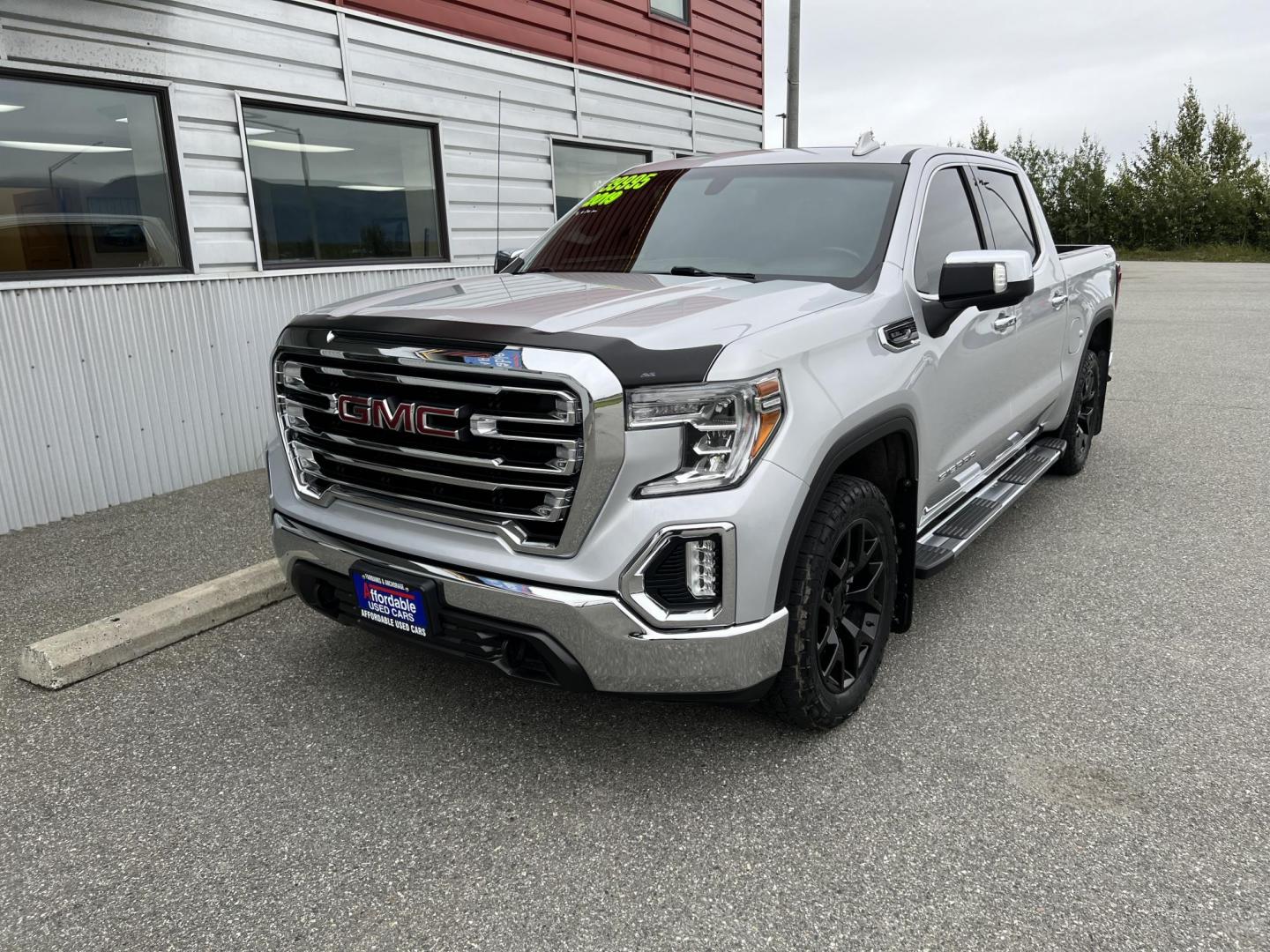 2019 GMC Sierra 1500 SLT Crew Cab 4WD (1GTU9DED4KZ) with an 5.3L V8 OHV 16V engine, 6A transmission, located at 1960 Industrial Drive, Wasilla, 99654, (907) 274-2277, 61.573475, -149.400146 - Photo#0