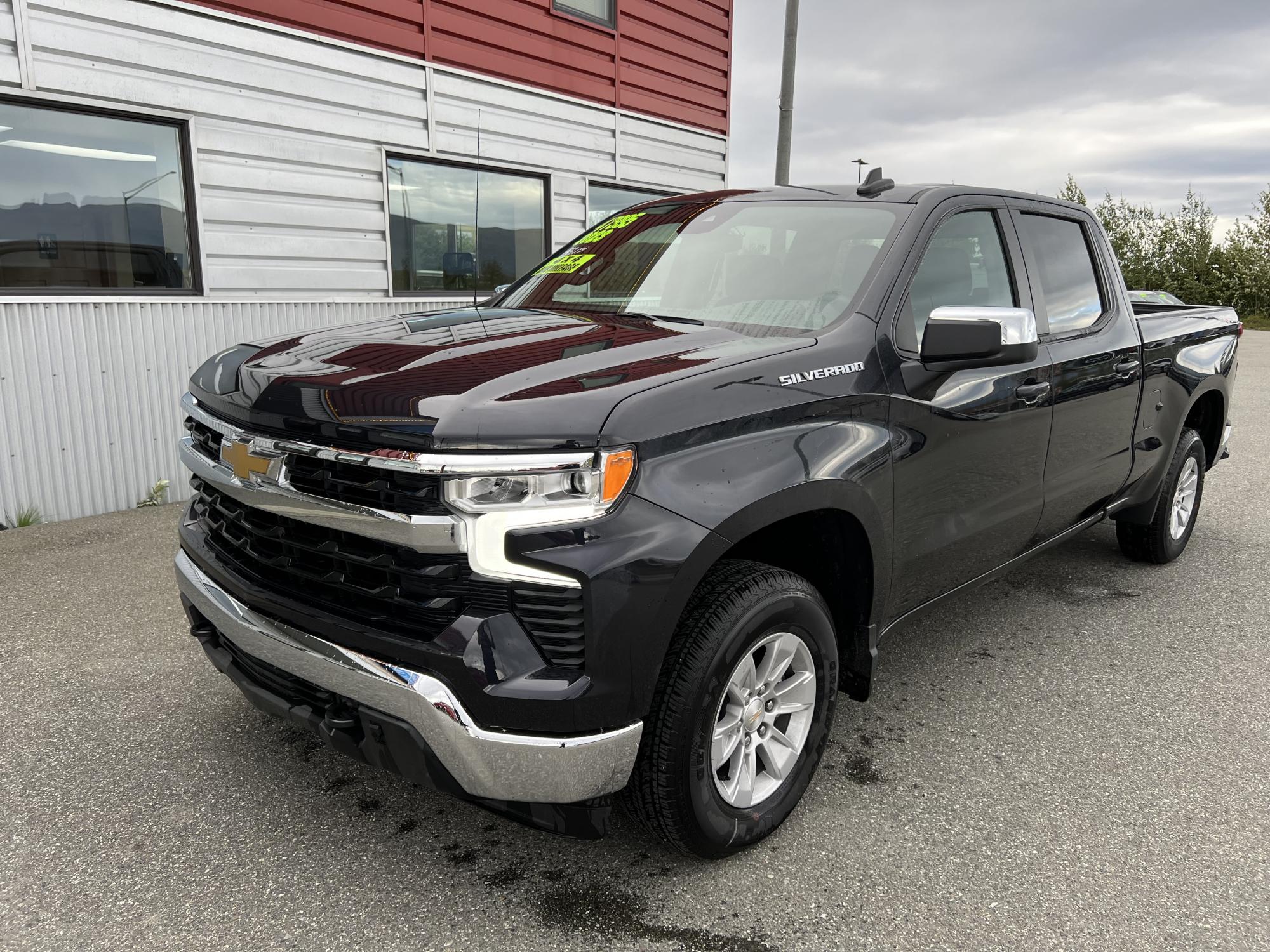 photo of 2023 CHEVROLET SILVERADO 1500 4DR