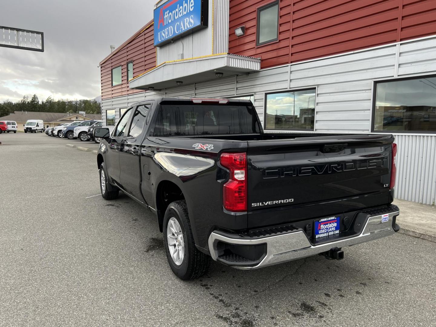 2023 BLACK CHEVROLET SILVERADO 1500 LT (1GCUDDED9PZ) with an 5.3L engine, Automatic transmission, located at 1960 Industrial Drive, Wasilla, 99654, (907) 274-2277, 61.573475, -149.400146 - Photo#4