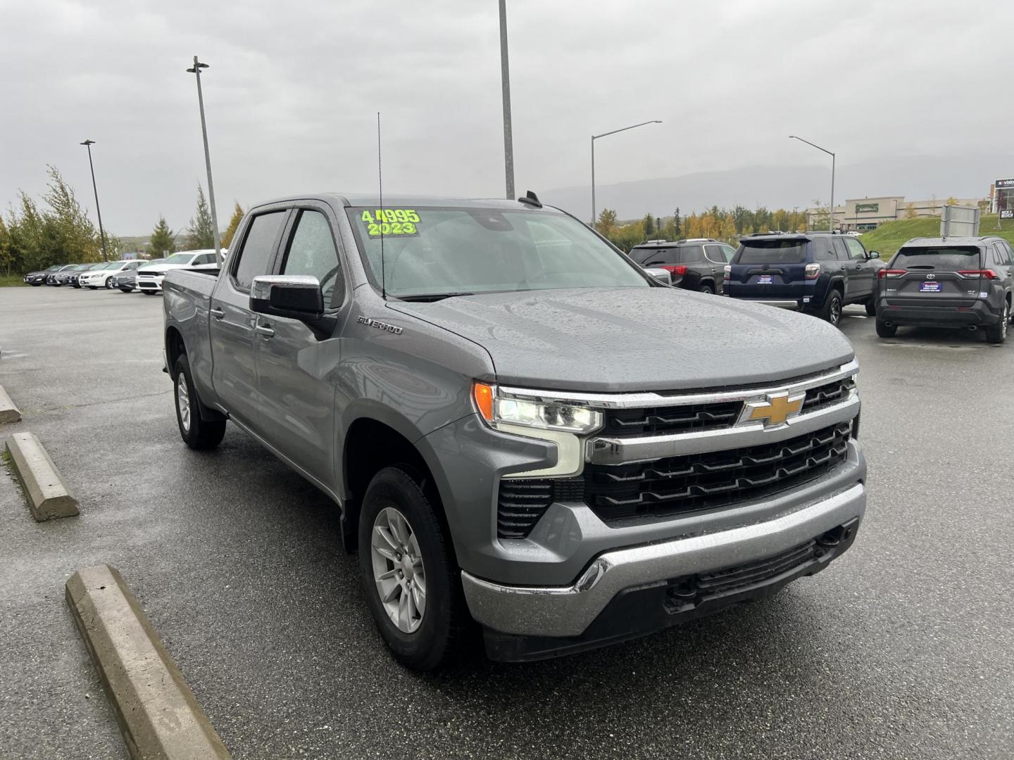 2023 SILVER CHEVROLET SILVERADO 1500 LT (3GCUDDED2PG) with an 5.3L engine, Automatic transmission, located at 1960 Industrial Drive, Wasilla, 99654, (907) 274-2277, 61.573475, -149.400146 - Photo#2