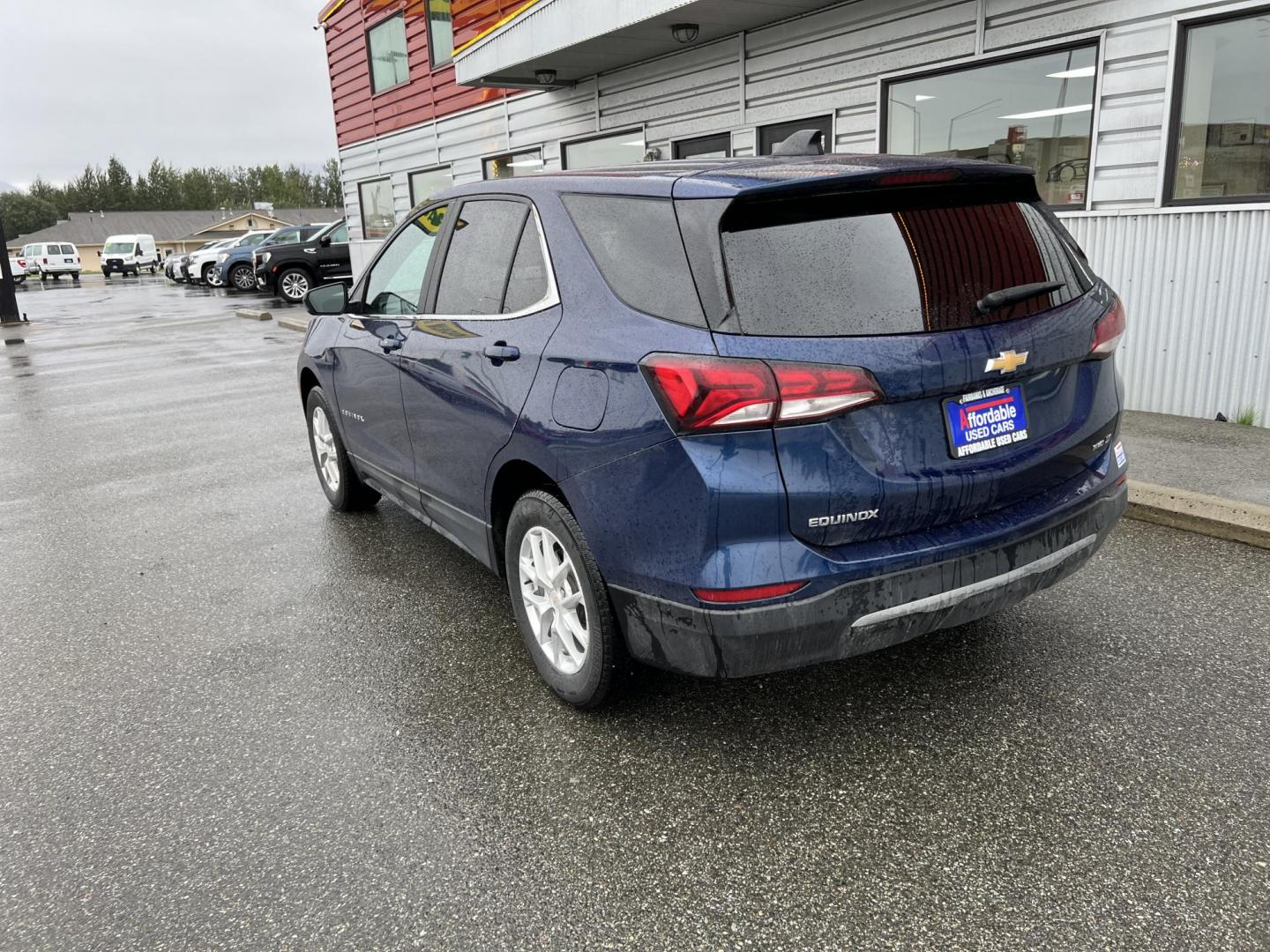 2022 Chevrolet Equinox LT AWD (3GNAXUEV4NL) with an 1.5L L4 DOHC 16V TURBO engine, 6A transmission, located at 1960 Industrial Drive, Wasilla, 99654, (907) 274-2277, 61.573475, -149.400146 - Photo#2