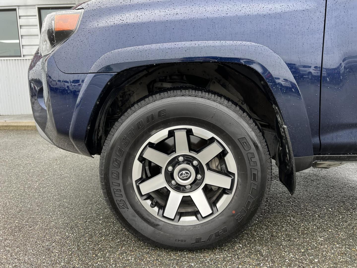 2022 BLUE TOYOTA 4RUNNER TRD off road PREMIUM (JTERU5JR4N6) with an 4.0L engine, Automatic transmission, located at 1960 Industrial Drive, Wasilla, 99654, (907) 274-2277, 61.573475, -149.400146 - Photo#20