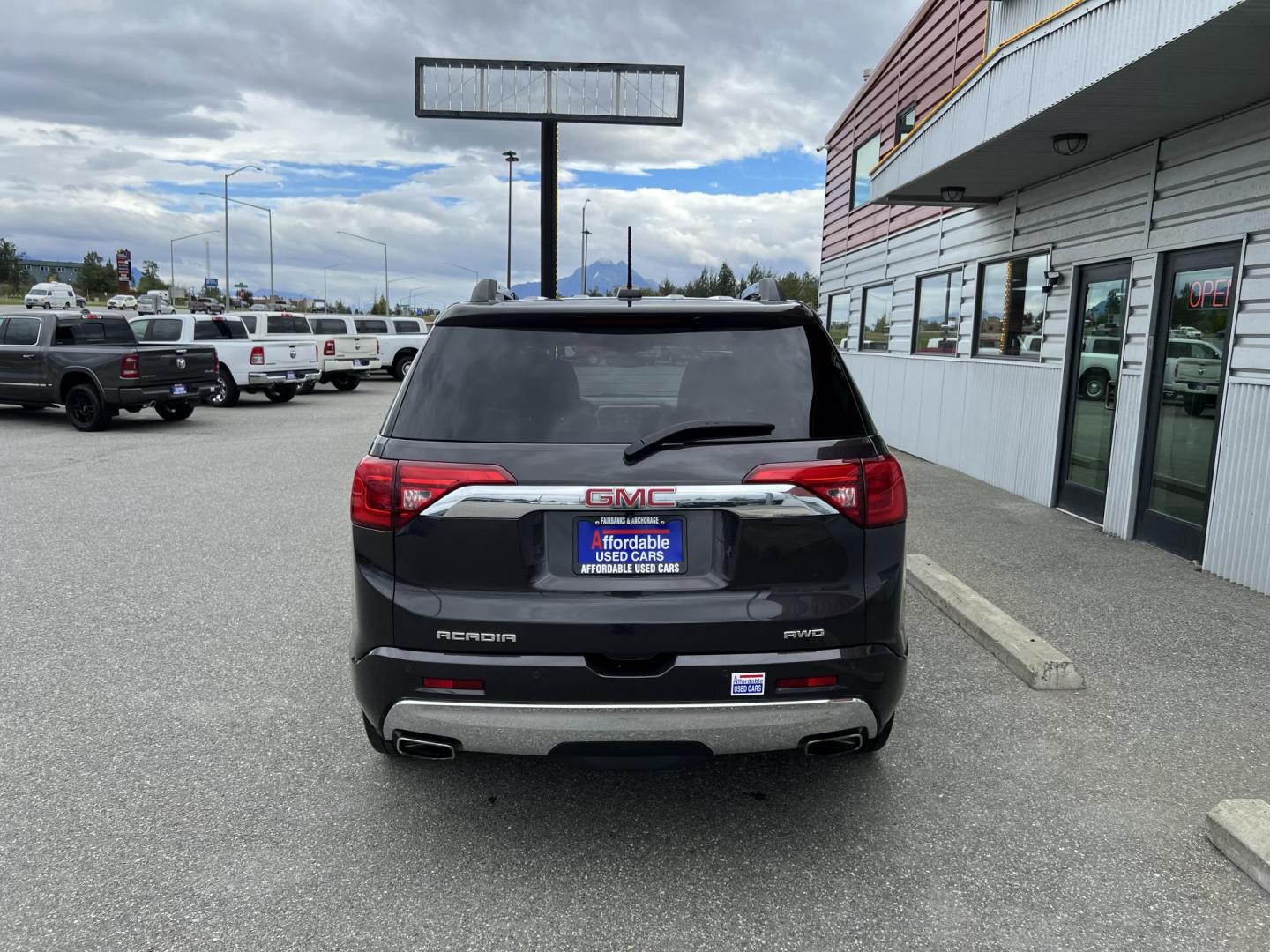 2017 GMC Acadia Denali AWD (1GKKNXLS8HZ) with an 2.5L L4 DOHC 16V engine, 6A transmission, located at 1960 Industrial Drive, Wasilla, 99654, (907) 274-2277, 61.573475, -149.400146 - Photo#5