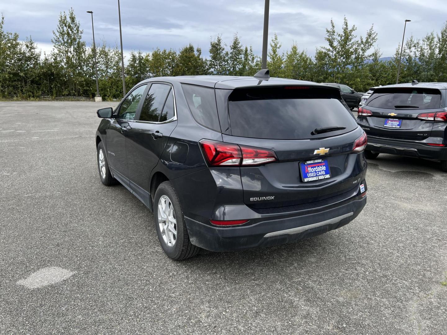 2022 Chevrolet Equinox LT AWD (2GNAXUEV1N6) with an 1.5L L4 DOHC 16V TURBO engine, 6A transmission, located at 1960 Industrial Drive, Wasilla, 99654, (907) 274-2277, 61.573475, -149.400146 - Photo#2