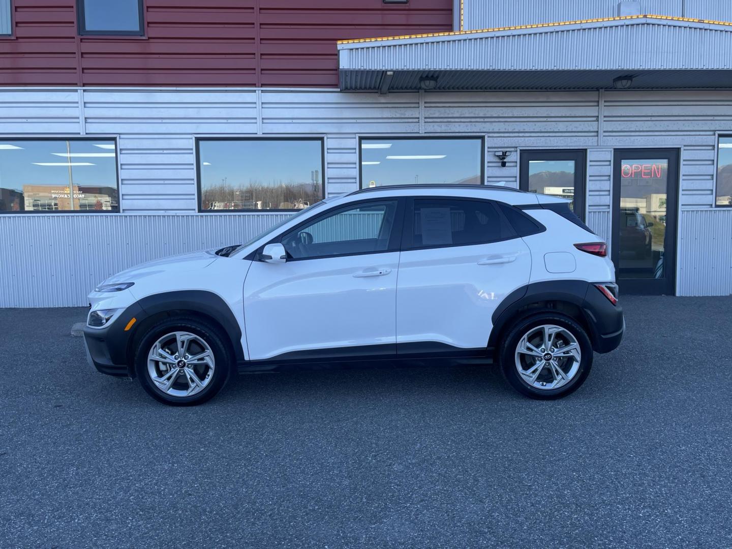 2023 WHITE HYUNDAI KONA SEL (KM8K6CAB6PU) with an 2.0L engine, Continuously Variable transmission, located at 1960 Industrial Drive, Wasilla, 99654, (907) 274-2277, 61.573475, -149.400146 - Photo#1