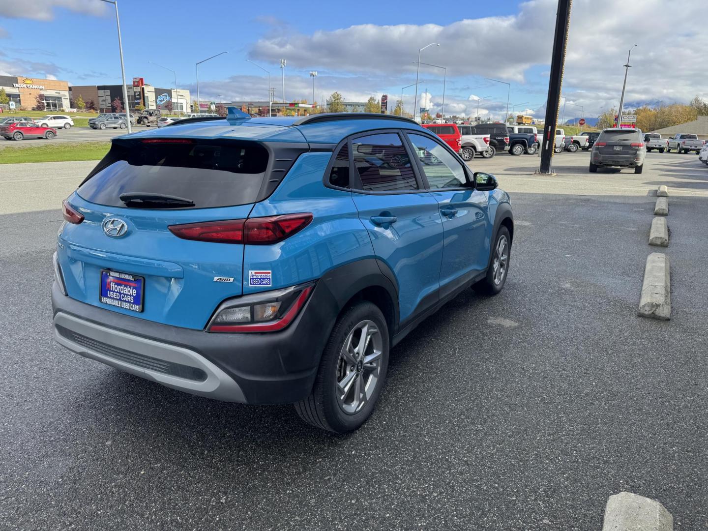 2023 BLUE HYUNDAI KONA SEL (KM8K6CAB1PU) with an 2.0L engine, Continuously Variable transmission, located at 1960 Industrial Drive, Wasilla, 99654, (907) 274-2277, 61.573475, -149.400146 - Photo#7