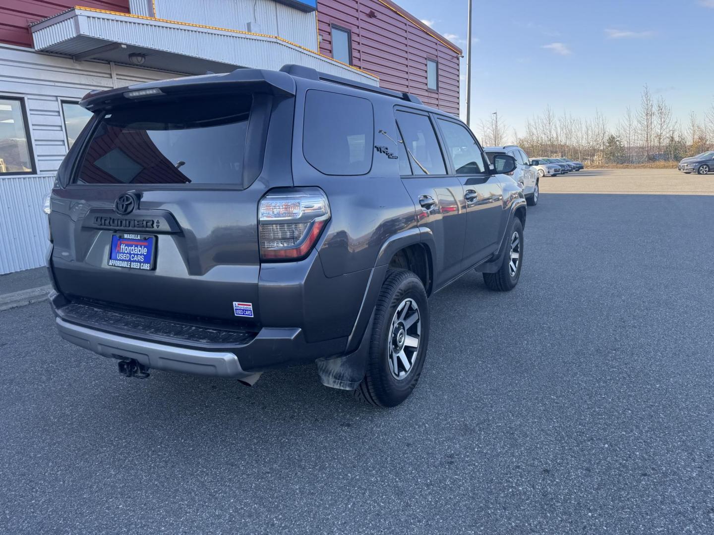 2022 GRAY TOYOTA 4RUNNER TRD Off road Premium (JTERU5JR7N6) with an 4.0L engine, Automatic transmission, located at 1960 Industrial Drive, Wasilla, 99654, (907) 274-2277, 61.573475, -149.400146 - Photo#3