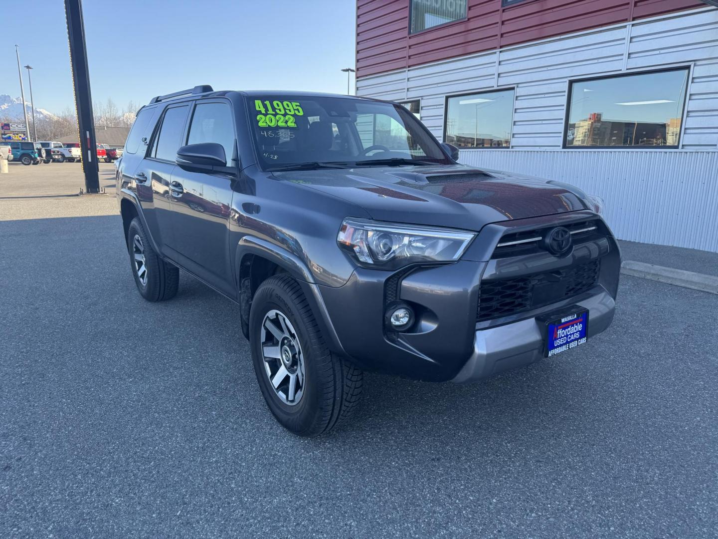 2022 GRAY TOYOTA 4RUNNER TRD Off road Premium (JTERU5JR7N6) with an 4.0L engine, Automatic transmission, located at 1960 Industrial Drive, Wasilla, 99654, (907) 274-2277, 61.573475, -149.400146 - Photo#5