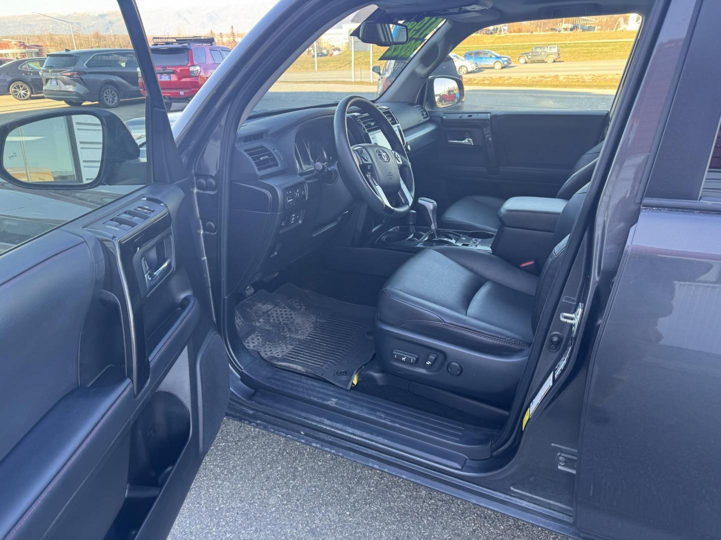 2022 GRAY TOYOTA 4RUNNER TRD Off road Premium (JTERU5JR7N6) with an 4.0L engine, Automatic transmission, located at 1960 Industrial Drive, Wasilla, 99654, (907) 274-2277, 61.573475, -149.400146 - Photo#10