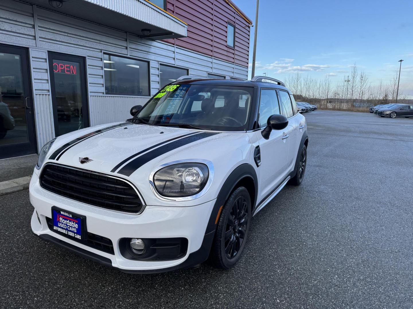 2019 WHITE Mini Countryman Base (WMZYS7C55K3) with an 1.5L L3 engine, located at 1960 Industrial Drive, Wasilla, 99654, (907) 274-2277, 61.573475, -149.400146 - Photo#2