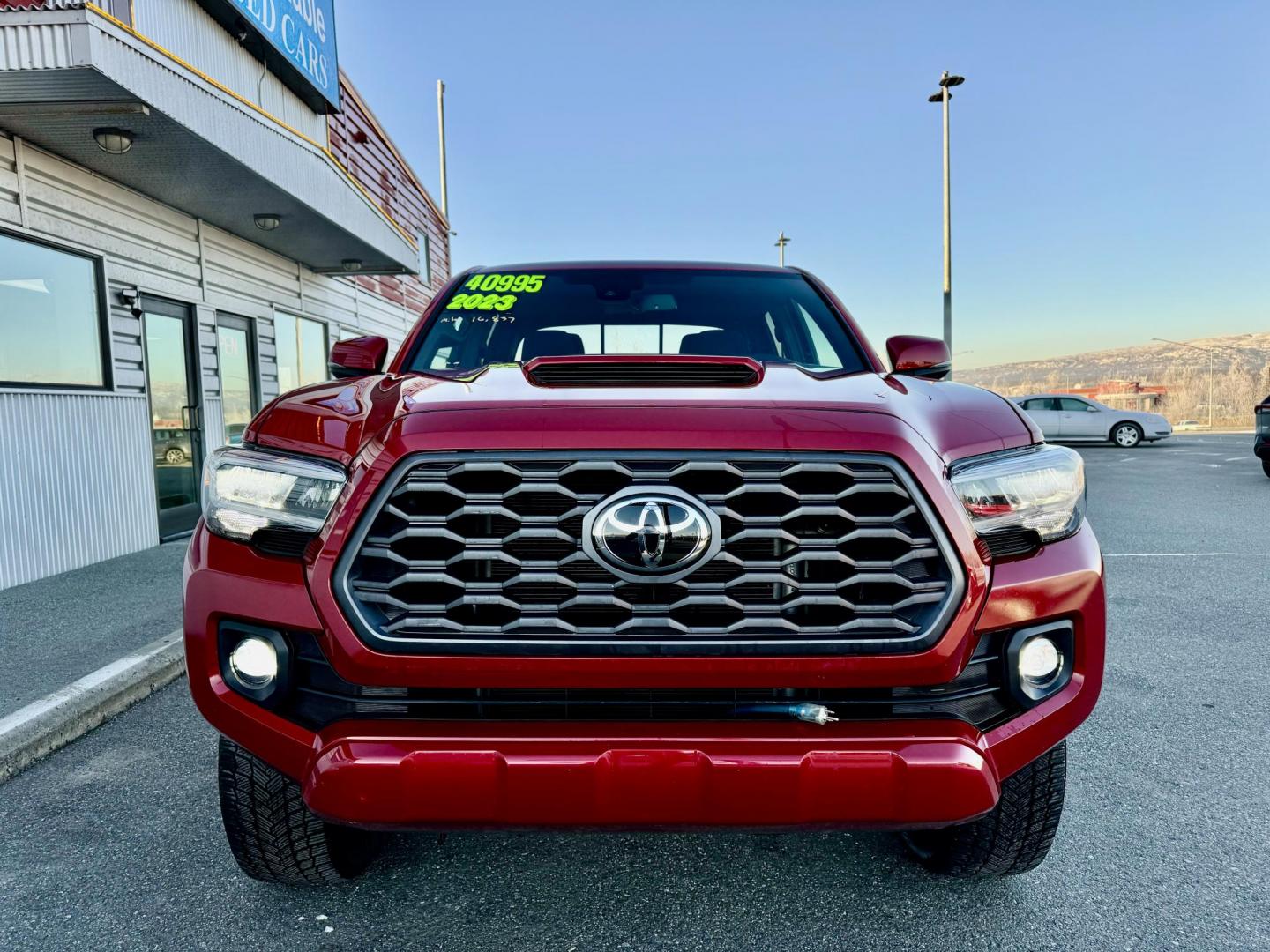 2023 RED /Black Toyota Tacoma SR5 Double Cab Super Long Bed V6 6AT 4WD (3TMDZ5BN6PM) with an 3.5L V6 DOHC 24V engine, 6A transmission, located at 1960 Industrial Drive, Wasilla, 99654, (907) 274-2277, 61.573475, -149.400146 - Long Bed - Photo#9