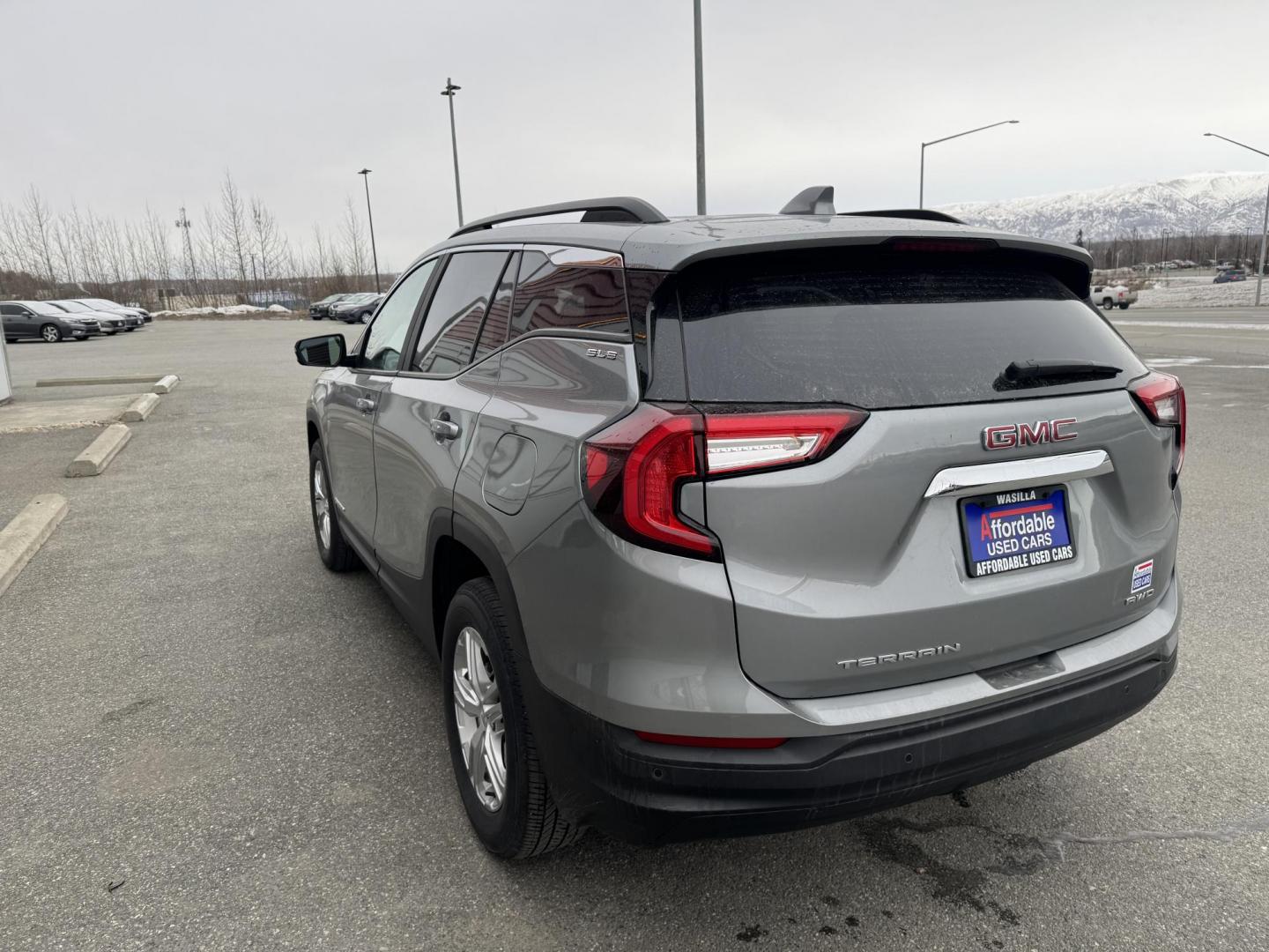 2023 GRAY GMC Terrain SLE AWD (3GKALTEG8PL) with an 1.5L L4 DOHC 16V TURBO engine, 6A transmission, located at 1960 Industrial Drive, Wasilla, 99654, (907) 274-2277, 61.573475, -149.400146 - Photo#4