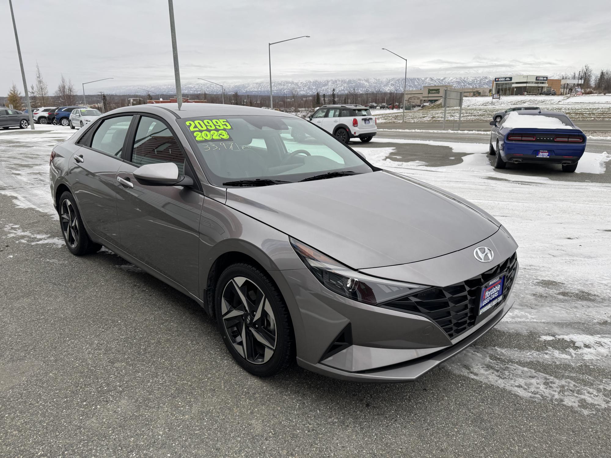 photo of 2023 Hyundai Elantra SEL w/ Convenience pkg