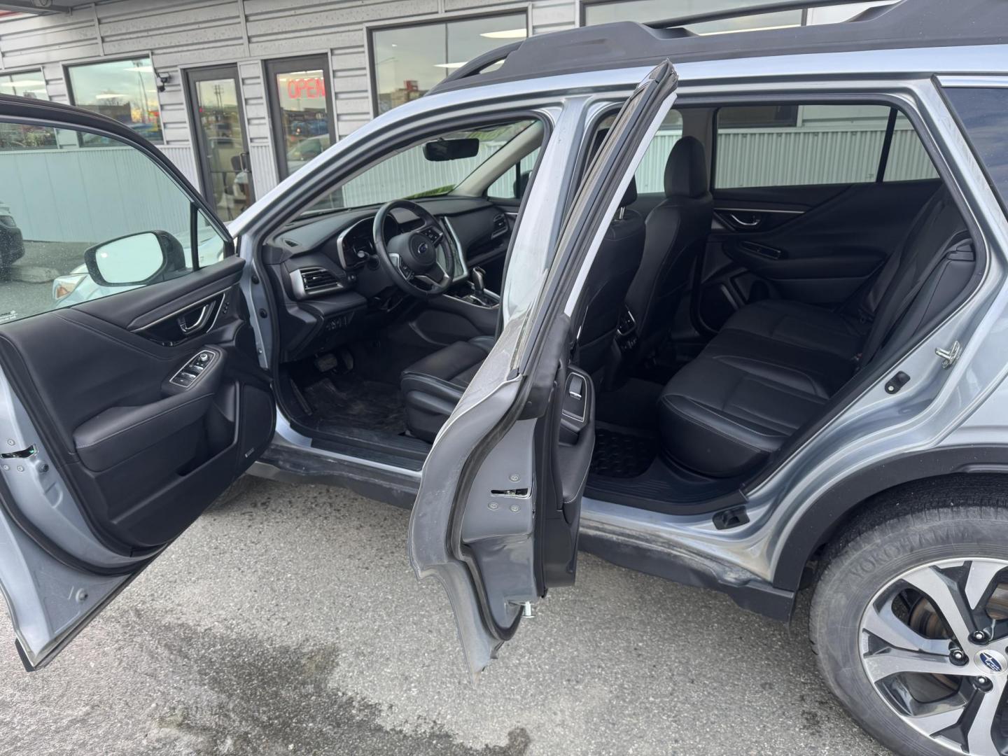 2020 SILVER Subaru Outback Limited (4S4BTALC5L3) with an 2.5L H4 DOHC 16V engine, CVT transmission, located at 1960 Industrial Drive, Wasilla, 99654, (907) 274-2277, 61.573475, -149.400146 - Photo#14