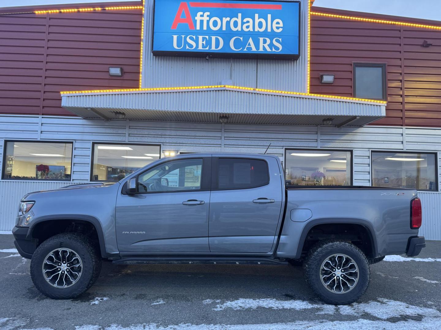 2018 BLUE CHEVROLET COLORADO ZR2 (1GCGTEEN6J1) with an 3.6L engine, Automatic transmission, located at 1960 Industrial Drive, Wasilla, 99654, (907) 274-2277, 61.573475, -149.400146 - Photo#1