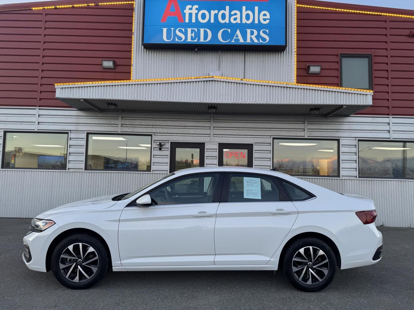 2022 WHITE Volkswagen Jetta S (3VWCM7BUXNM) with an 1.5L L4 DOHC 20V engine, 8A transmission, located at 1960 Industrial Drive, Wasilla, 99654, (907) 274-2277, 61.573475, -149.400146 - Photo#2