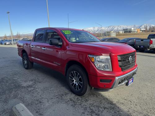 2021 Nissan Titan SV Crew Cab 4WD