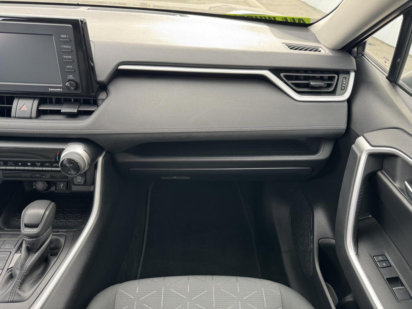 2022 GRAY TOYOTA RAV4 XLE (2T3P1RFV1NW) with an 2.5L engine, Automatic transmission, located at 1960 Industrial Drive, Wasilla, 99654, (907) 274-2277, 61.573475, -149.400146 - Photo#12