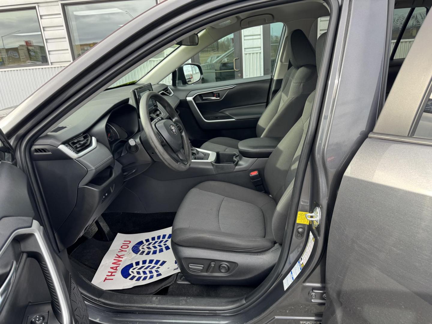 2022 GRAY TOYOTA RAV4 XLE (2T3P1RFV1NW) with an 2.5L engine, Automatic transmission, located at 1960 Industrial Drive, Wasilla, 99654, (907) 274-2277, 61.573475, -149.400146 - Photo#13