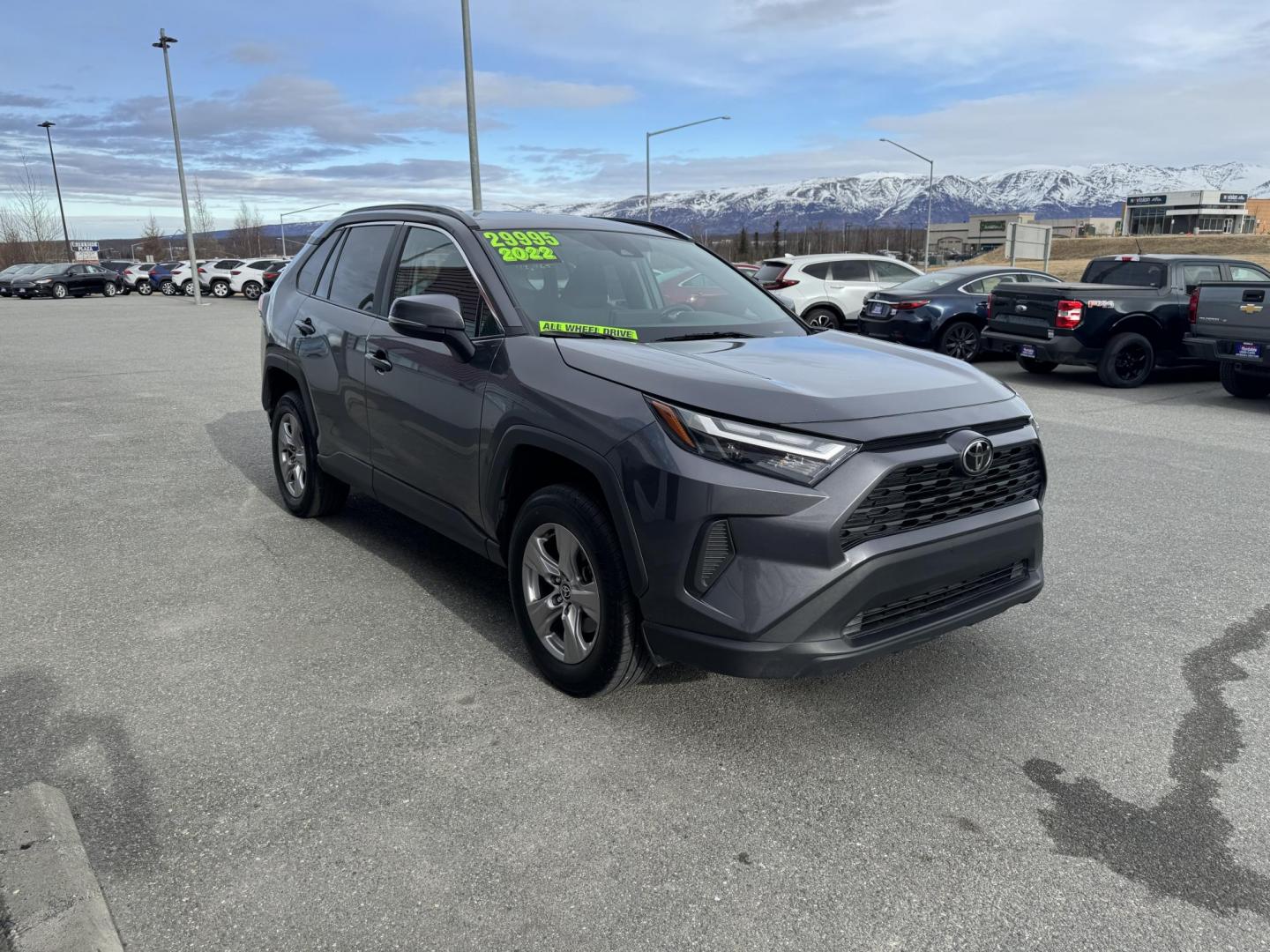 2022 GRAY TOYOTA RAV4 XLE (2T3P1RFV1NW) with an 2.5L engine, Automatic transmission, located at 1960 Industrial Drive, Wasilla, 99654, (907) 274-2277, 61.573475, -149.400146 - Photo#7