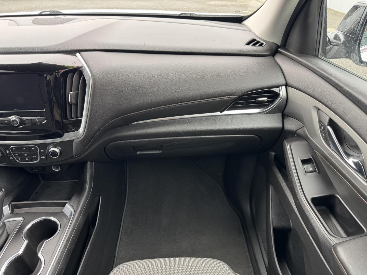 2020 WHITE Chevrolet Traverse LS AWD (1GNEVFKW5LJ) with an 3.6L V6 DOHC 24V engine, 9A transmission, located at 1960 Industrial Drive, Wasilla, 99654, (907) 274-2277, 61.573475, -149.400146 - Photo#12