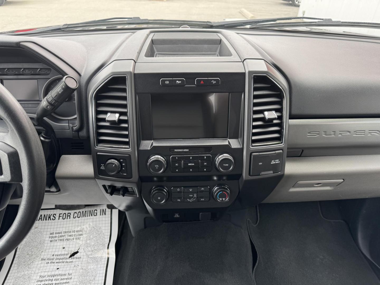 2022 BLACK Ford F-250 SD XLT Crew Cab 4WD (1FT7W2BT3NE) with an 6.7L V8 OHV 16V DIESEL engine, 6A transmission, located at 1960 Industrial Drive, Wasilla, 99654, (907) 274-2277, 61.573475, -149.400146 - Photo#9