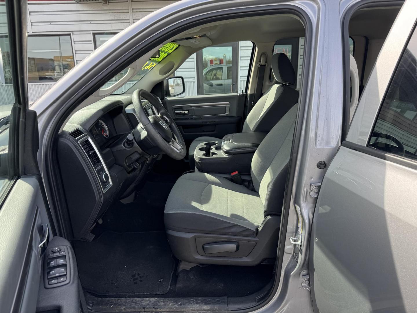 2022 SILVER RAM 1500 CLASSIC SLT (1C6RR7LG1NS) with an 3.6L engine, Automatic transmission, located at 1960 Industrial Drive, Wasilla, 99654, (907) 274-2277, 61.573475, -149.400146 - Photo#13