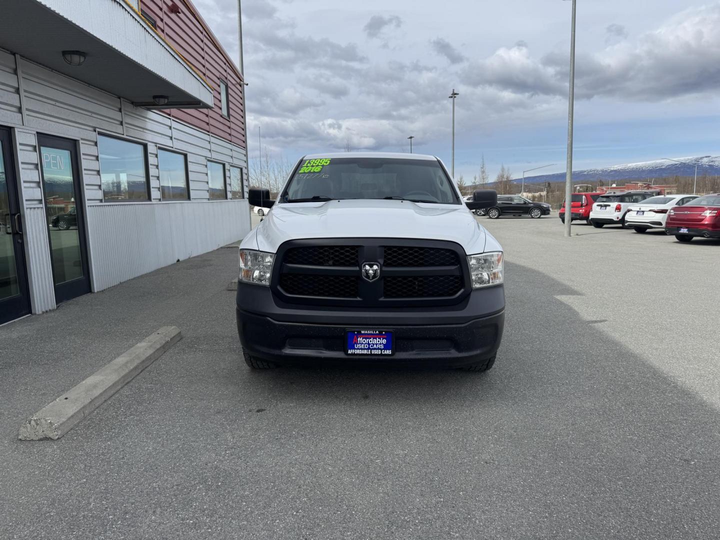 2016 WHITE RAM 1500 Tradesman Quad Cab 4WD (1C6RR7FT9GS) with an 5.7L V8 OHV 16V engine, 6A transmission, located at 1960 Industrial Drive, Wasilla, 99654, (907) 274-2277, 61.573475, -149.400146 - Photo#9