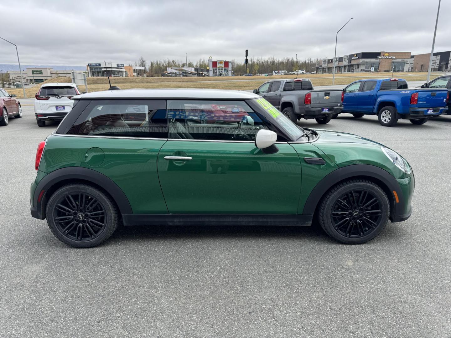 2022 GREEN Mini Hardtop Cooper (WMW33DH05N2) with an 1.5L L3 DOHC 16V TURBO engine, Automatic transmission, located at 1960 Industrial Drive, Wasilla, 99654, (907) 274-2277, 61.573475, -149.400146 - Photo#17