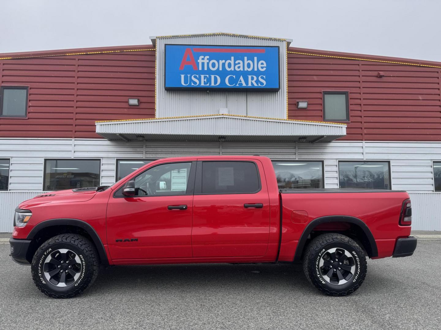 2022 RED RAM 1500 Rebel Crew Cab SB 4WD (1C6SRFLT6NN) with an 5.7L V8 OHV 16V engine, 8A transmission, located at 1960 Industrial Drive, Wasilla, 99654, (907) 274-2277, 61.573475, -149.400146 - Photo#0