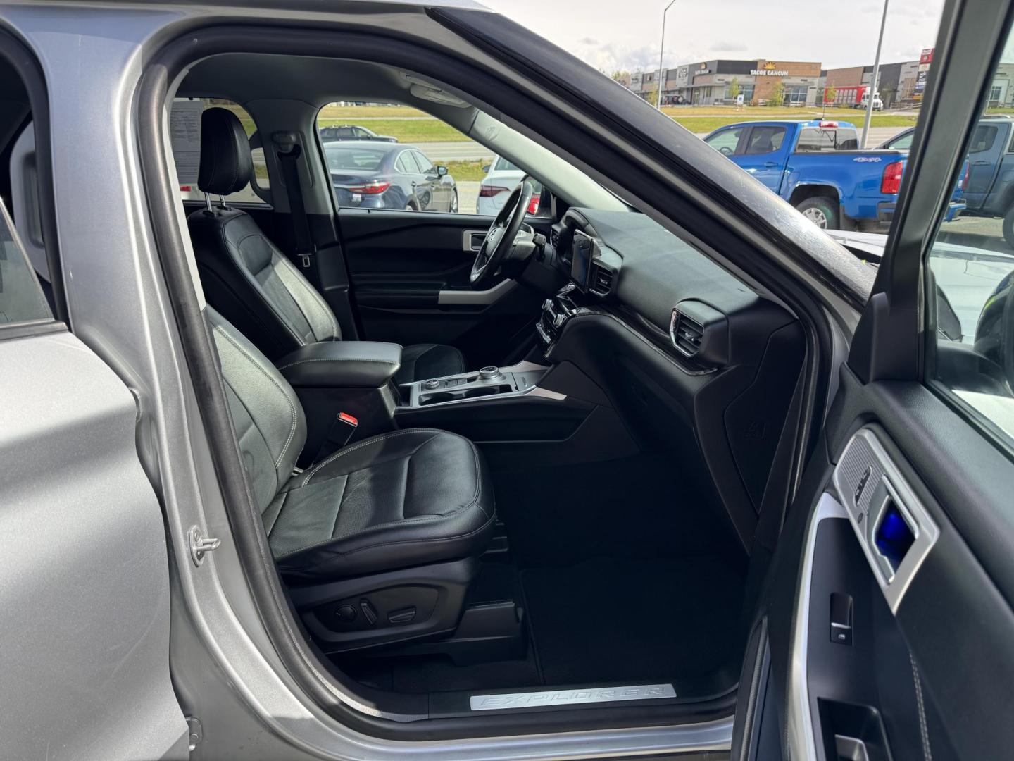 2022 SILVER FORD EXPLORER LIMITED (1FMSK8FH0NG) with an 2.3L engine, Automatic transmission, located at 1960 Industrial Drive, Wasilla, 99654, (907) 274-2277, 61.573475, -149.400146 - Photo#16
