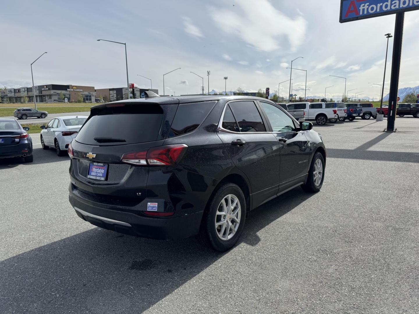 2022 BLACK CHEVROLET EQUINOX LT (3GNAXKEV1NL) with an 1.5L engine, Automatic transmission, located at 1960 Industrial Drive, Wasilla, 99654, (907) 274-2277, 61.573475, -149.400146 - Photo#5