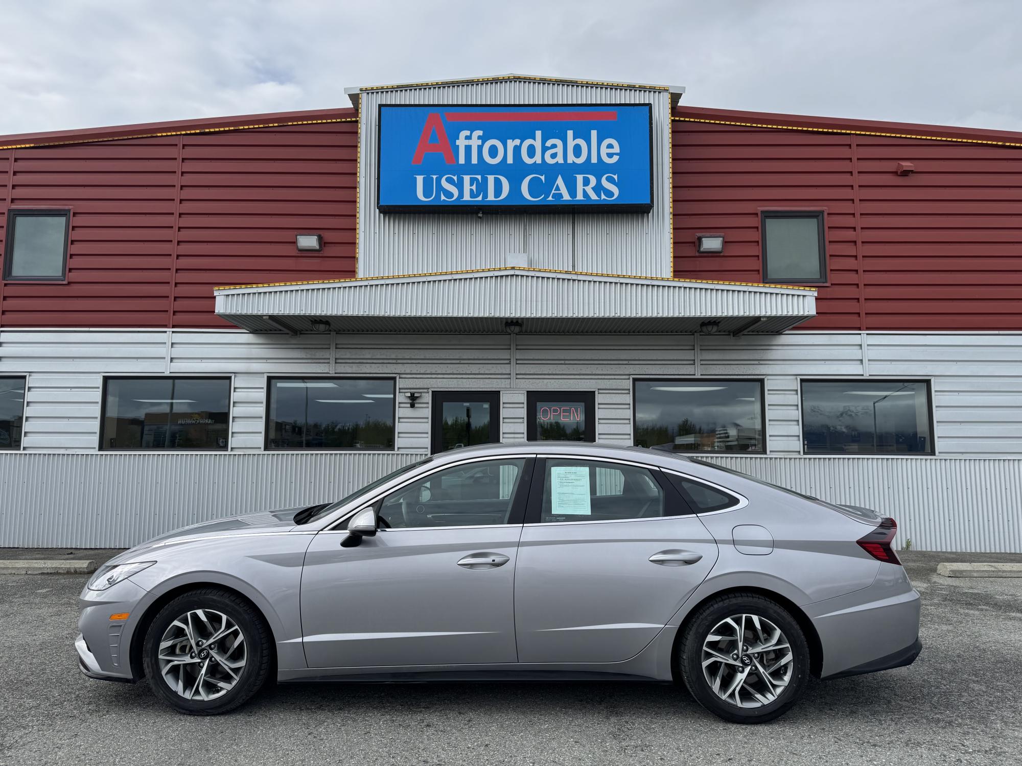 photo of 2023 HYUNDAI SONATA SEL
