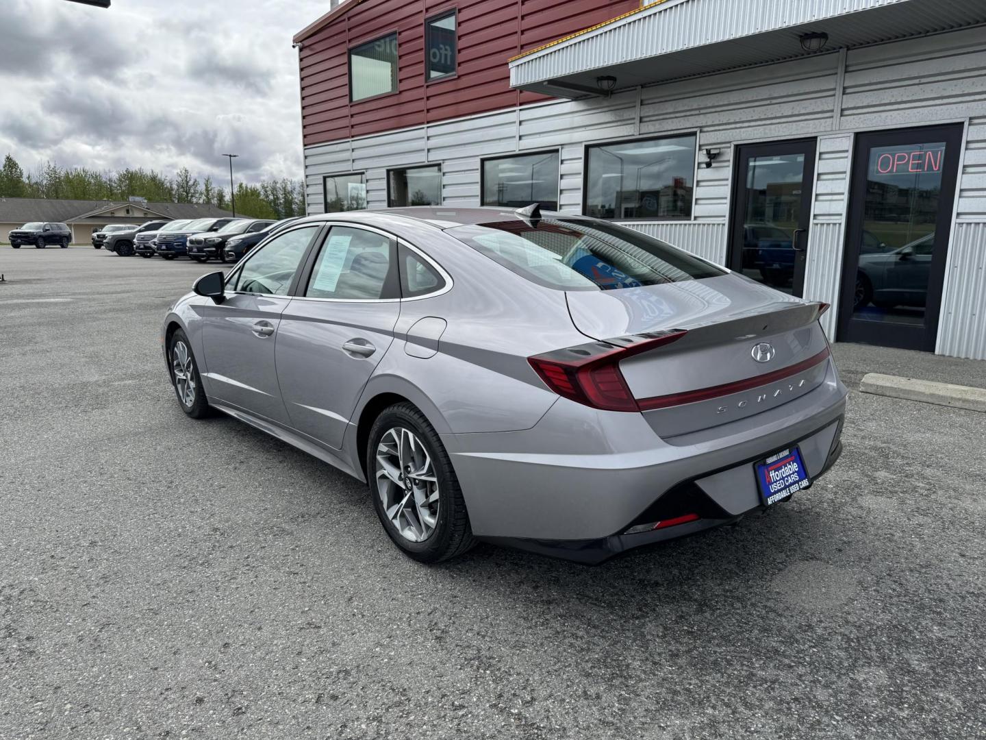 2023 SILVER HYUNDAI SONATA SEL (KMHL64JA6PA) with an 2.5L engine, Automatic transmission, located at 1960 Industrial Drive, Wasilla, 99654, (907) 274-2277, 61.573475, -149.400146 - Photo#1