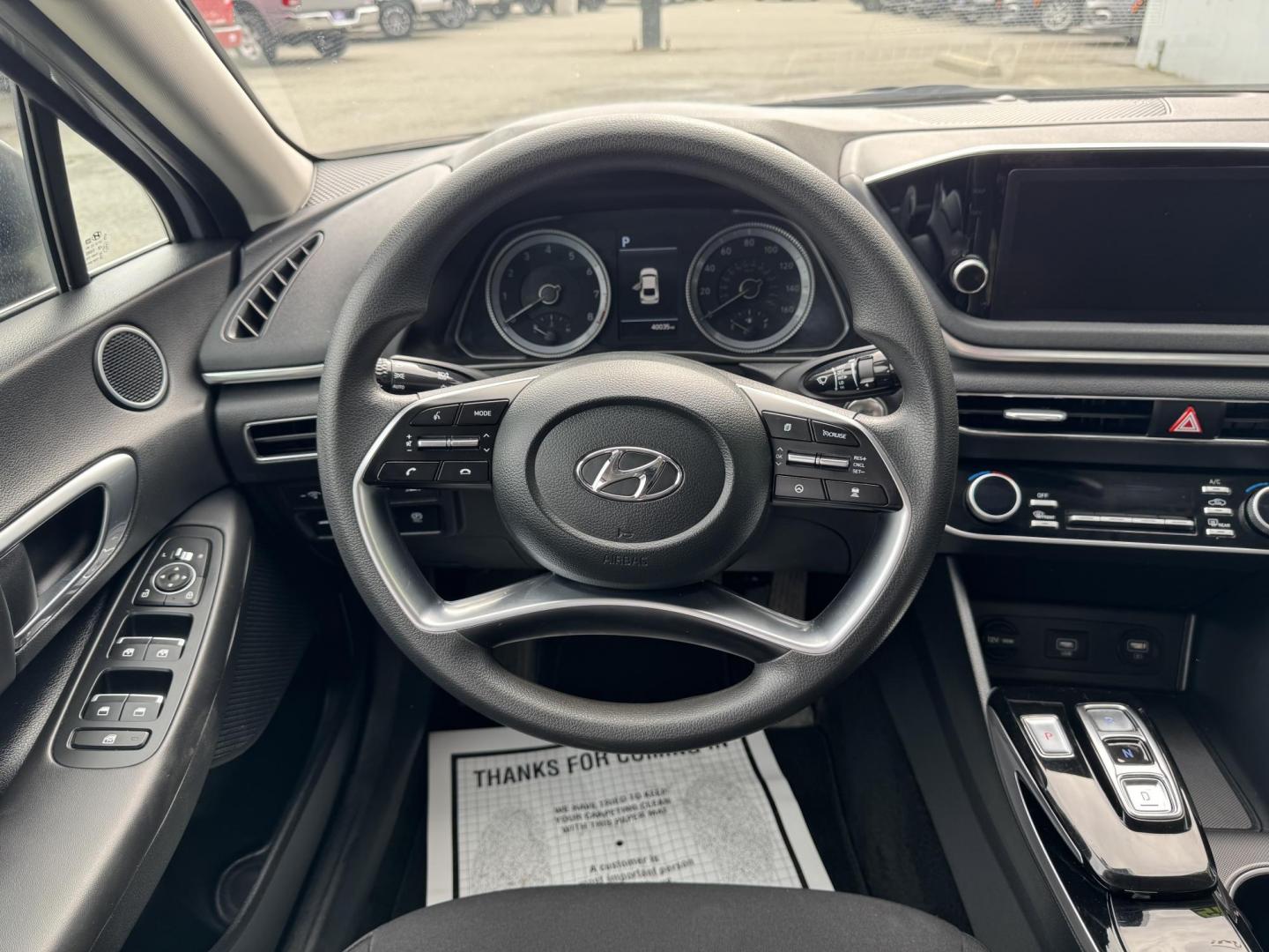 2023 SILVER HYUNDAI SONATA SEL (KMHL64JA6PA) with an 2.5L engine, Automatic transmission, located at 1960 Industrial Drive, Wasilla, 99654, (907) 274-2277, 61.573475, -149.400146 - Photo#9