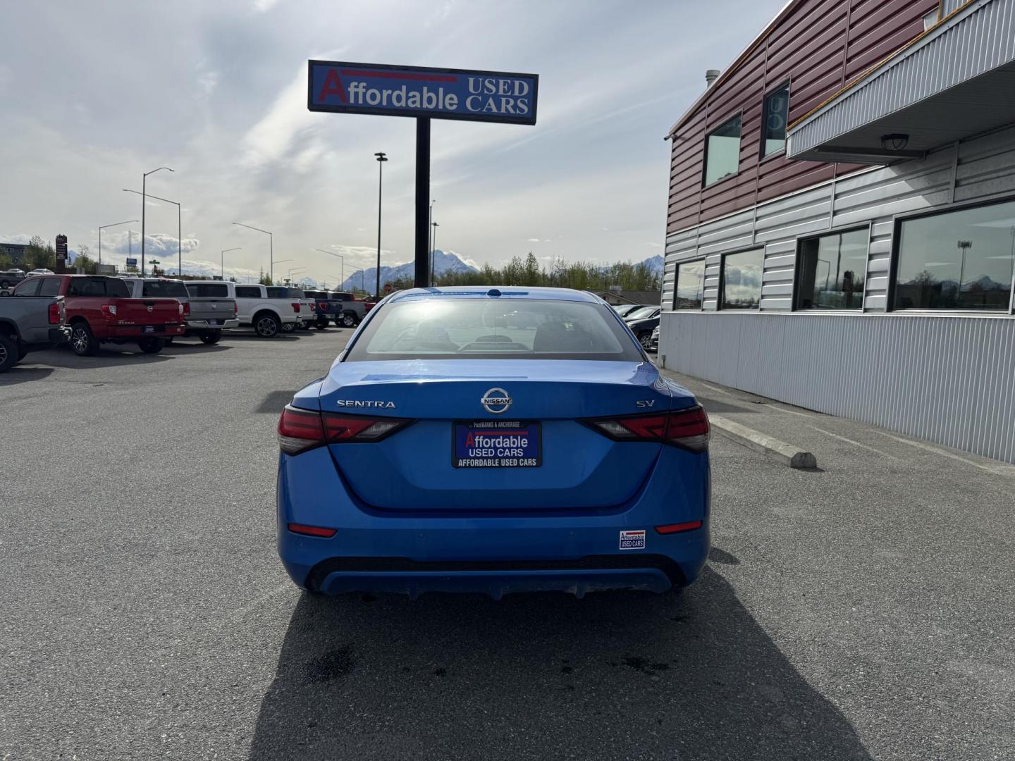 2021 BLUE NISSAN SENTRA SV (3N1AB8CV4MY) with an 2.0L engine, Continuously Variable transmission, located at 1960 Industrial Drive, Wasilla, 99654, (907) 274-2277, 61.573475, -149.400146 - Photo#4