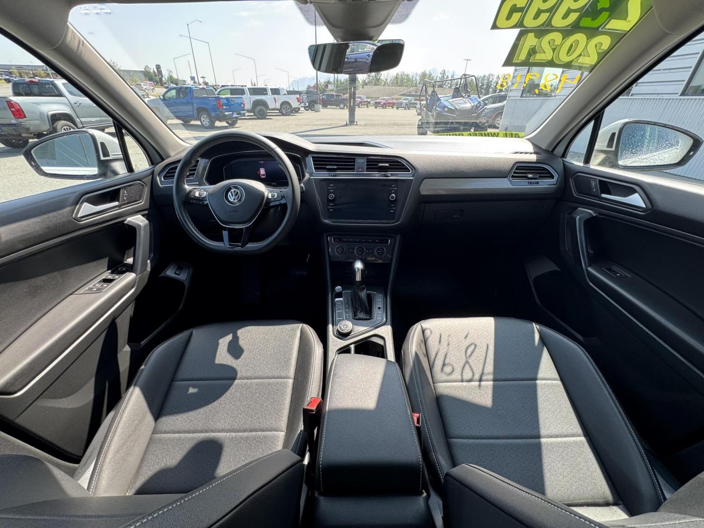 2021 WHITE VOLKSWAGEN TIGUAN SE (3VV2B7AX5MM) with an 2.0L engine, Automatic transmission, located at 1960 Industrial Drive, Wasilla, 99654, (907) 274-2277, 61.573475, -149.400146 - Photo#8
