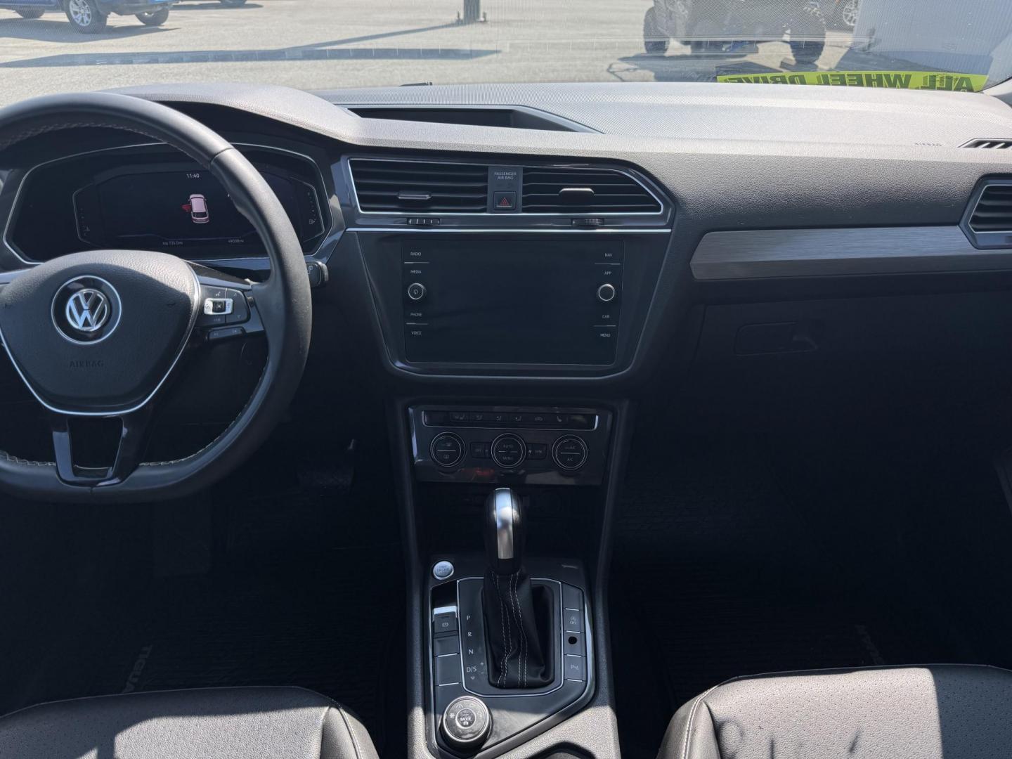 2021 WHITE VOLKSWAGEN TIGUAN SE (3VV2B7AX5MM) with an 2.0L engine, Automatic transmission, located at 1960 Industrial Drive, Wasilla, 99654, (907) 274-2277, 61.573475, -149.400146 - Photo#10