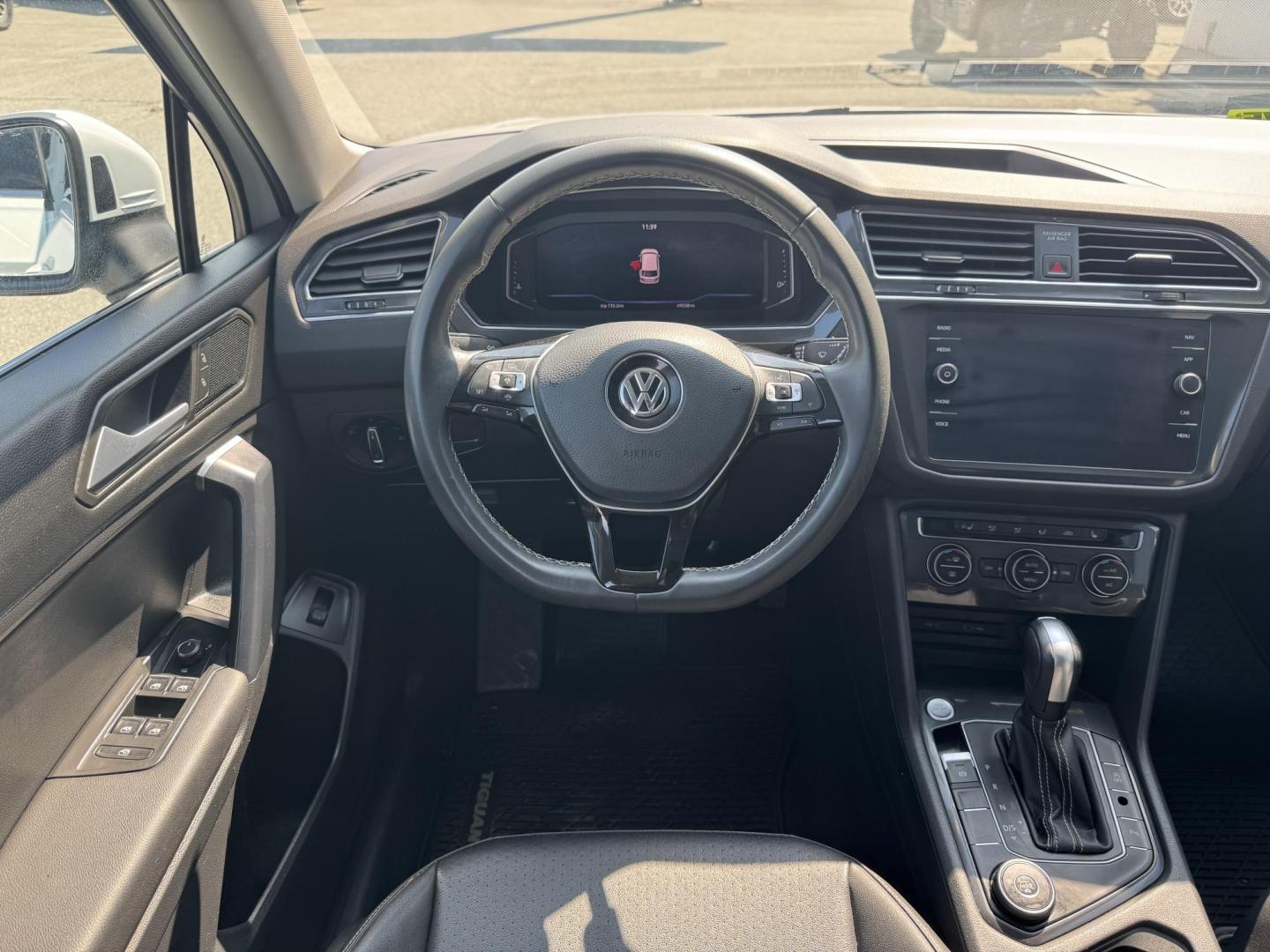 2021 WHITE VOLKSWAGEN TIGUAN SE (3VV2B7AX5MM) with an 2.0L engine, Automatic transmission, located at 1960 Industrial Drive, Wasilla, 99654, (907) 274-2277, 61.573475, -149.400146 - Photo#9