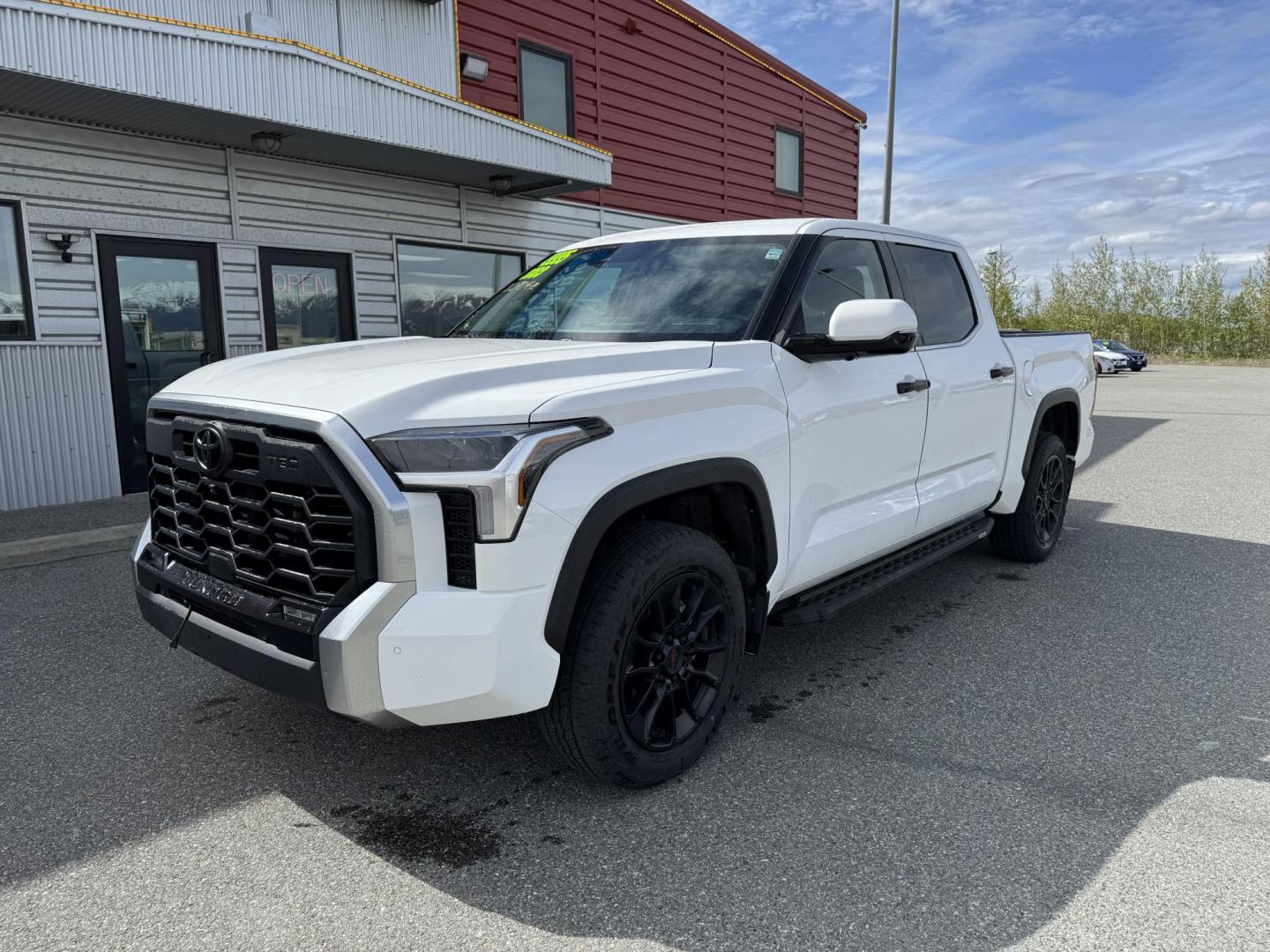2023 WHITE TOYOTA TUNDRA CREWMAX LIMITED (5TFJA5DB6PX) with an 3.4L engine, Automatic transmission, located at 1960 Industrial Drive, Wasilla, 99654, (907) 274-2277, 61.573475, -149.400146 - Photo#7
