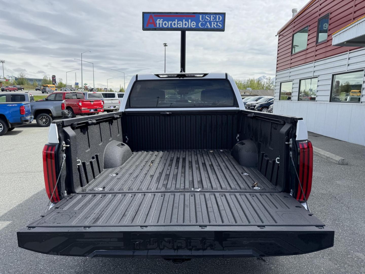 2023 WHITE TOYOTA TUNDRA CREWMAX LIMITED (5TFJA5DB6PX) with an 3.4L engine, Automatic transmission, located at 1960 Industrial Drive, Wasilla, 99654, (907) 274-2277, 61.573475, -149.400146 - Photo#18