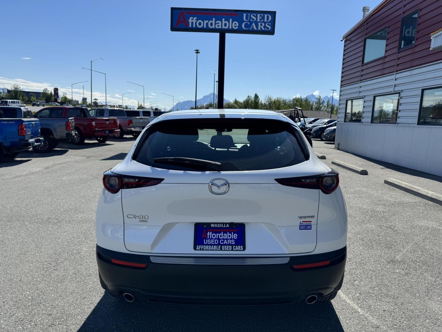 2024 WHITE Mazda CX-30 2.5 S (3MVDMBAM8RM) with an 2.5L L4 DOHC 16V engine, 6A transmission, located at 1960 Industrial Drive, Wasilla, 99654, (907) 274-2277, 61.573475, -149.400146 - Photo#2