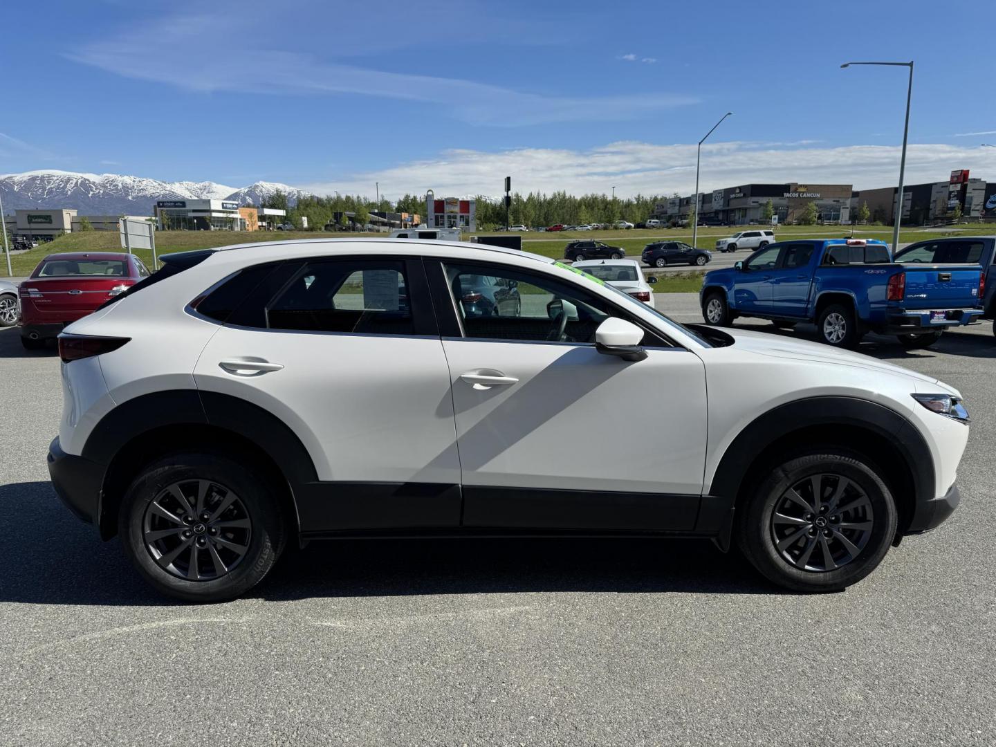 2024 WHITE Mazda CX-30 2.5 S (3MVDMBAM8RM) with an 2.5L L4 DOHC 16V engine, 6A transmission, located at 1960 Industrial Drive, Wasilla, 99654, (907) 274-2277, 61.573475, -149.400146 - Photo#4